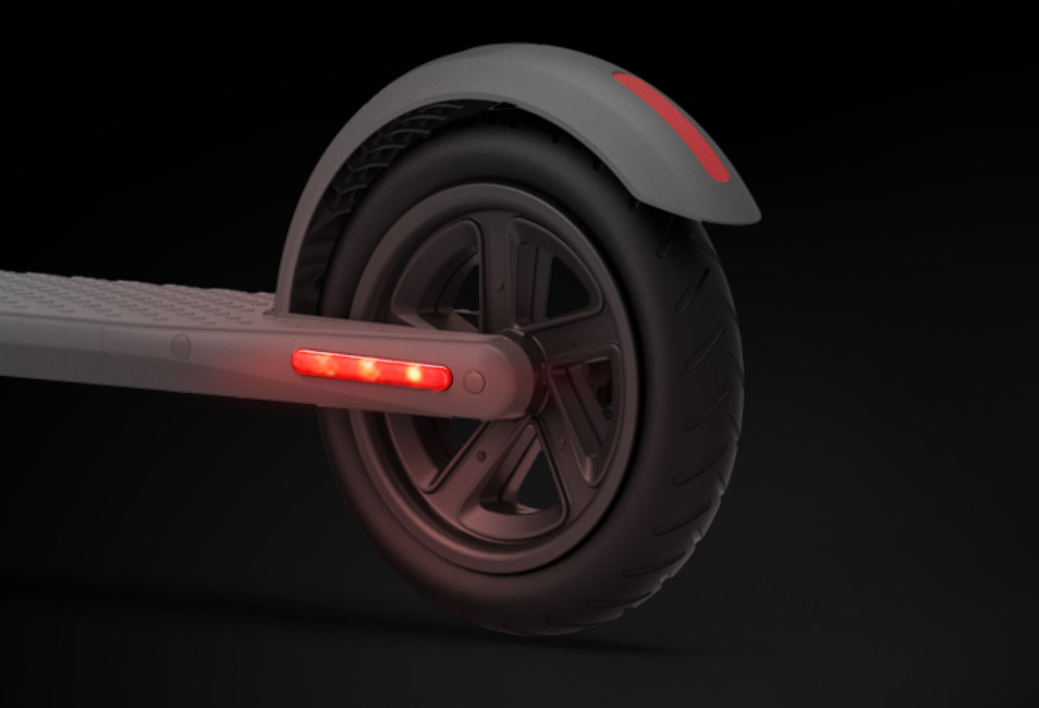 Segway eKickScooter E22 , Compact & Convenient Urban Companion
